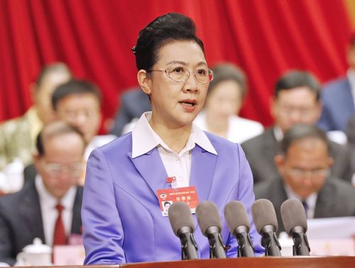 深圳市政协主席林洁作市政协六届常委会工作报告.