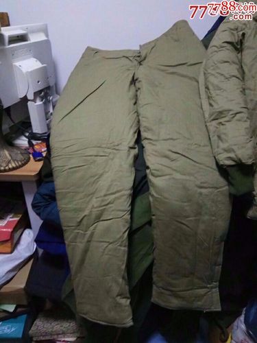 一套全新全品棉袄棉裤