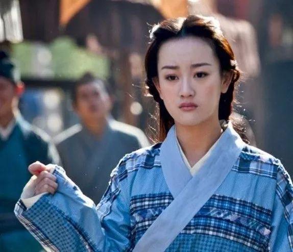 张檬抢刘雨欣老公两人又开撕了!从15年撕到现在 竟还能扯出贾青