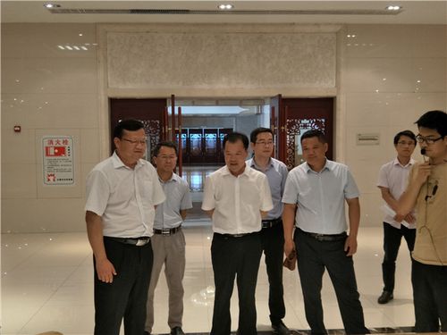 宜春市委常委,副市长李兴辉视察仁和集团