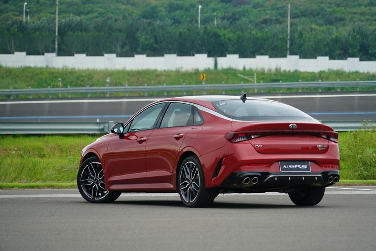 丝毫不惧tnga跟mqb 东风悦达起亚凯酷上市售16.18万元