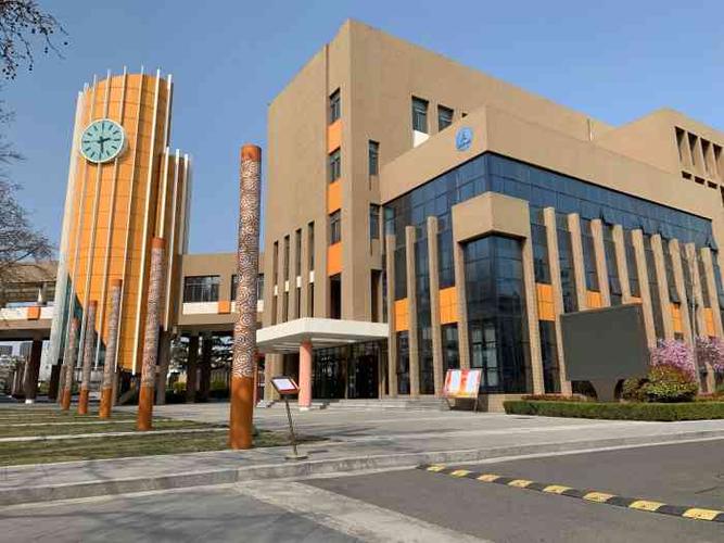 山东省青岛第二中学(江西路分校)