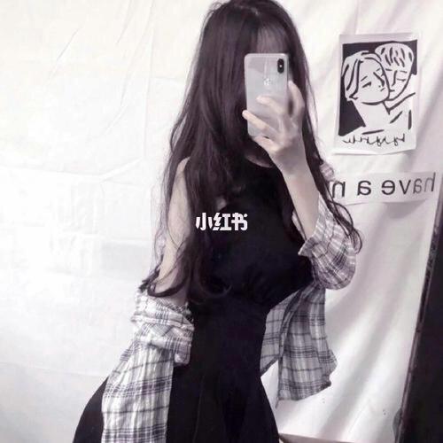 手机挡脸女生头像786378_女生头像_手机_素材