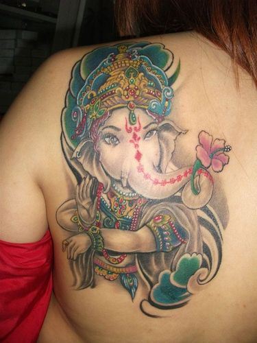 背部象神纹身