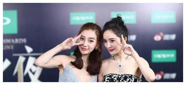 2021跨年黄晓明angelababy依旧不同台,与杨幂,周迅婚姻惊人雷同