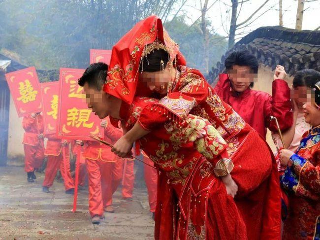 山东邹平表态了:强吻伴娘是犯法,恶俗婚