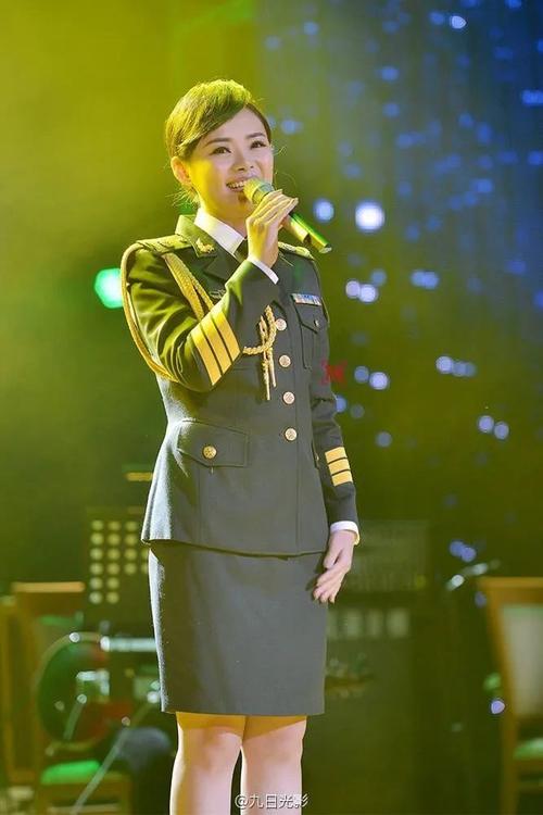 与刘和刚同门!这个秦皇岛籍女歌手,受国家领导接见
