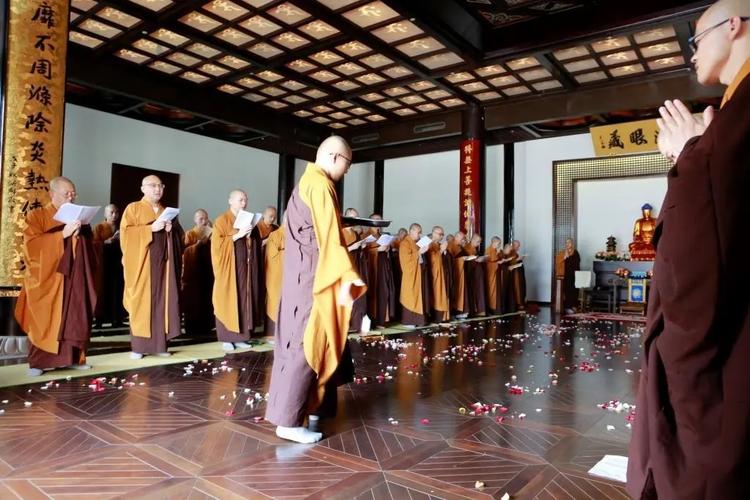 首页 三风建设 2020结夏安居|西园寺僧众如法自恣安居圆满 西园寺方丈
