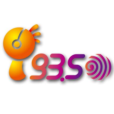 参与此次免费抢领需要添加"爱听935"微信公众号,与音乐广播账号互动!