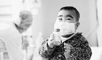 1岁孩子住院4天花了55万医药费医院回应来了治疗完全符合指南