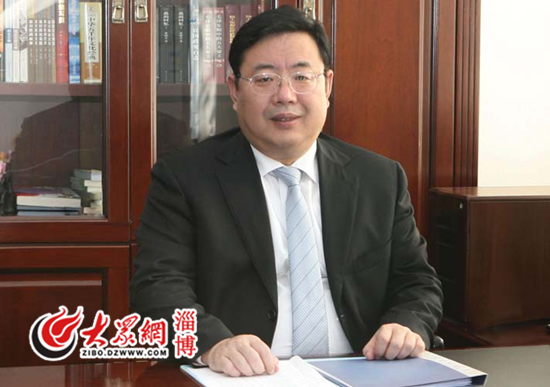 淄博市人大代表,淄川区党委书记杨洪涛