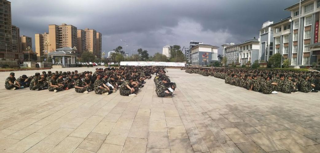 钟屏中学2019新生养成教育素质拓展训练札记