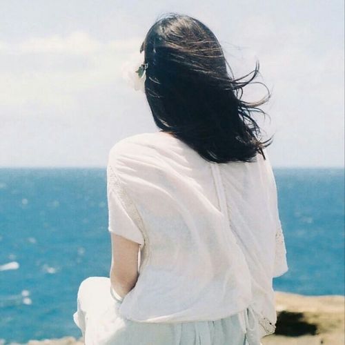 女头 意境 唯美 长发 背影 面朝大海