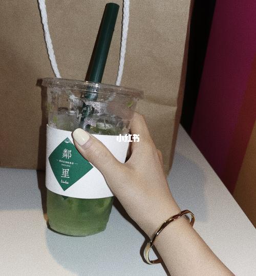 linlee鄰里/苦瓜柠檬茶_柠檬茶_苦瓜_鄰里柠檬茶_美食_美食测评