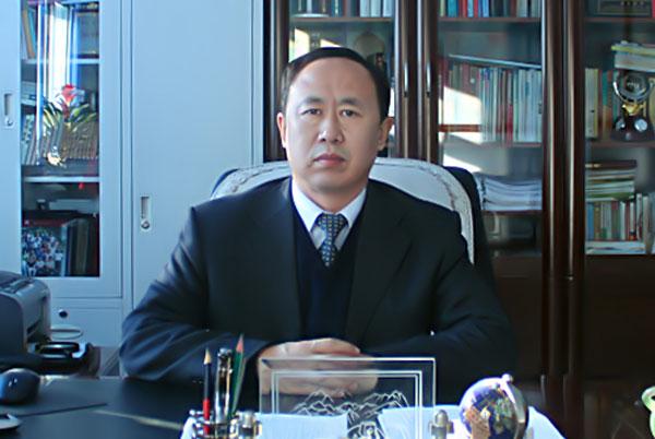 2015年10月,拟任青冈县委常委.