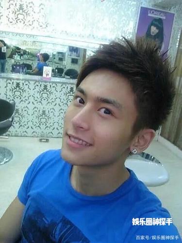 张哲瀚的这个时期,帅气且青涩,被指是他的颜值巅峰!