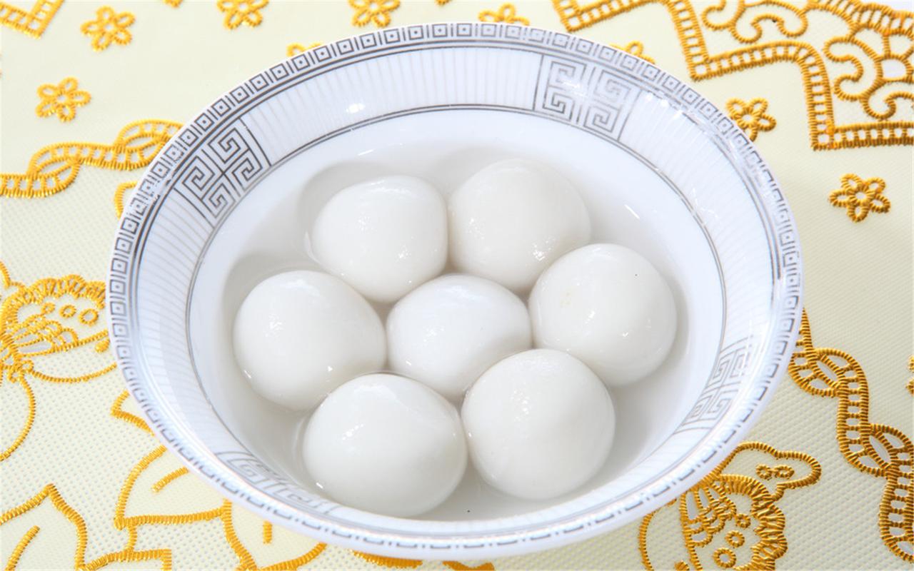 元宵节必吃的美味诱人汤圆高清电脑桌面壁纸下载第一辑