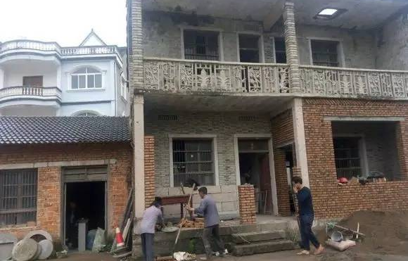 德和为客户农村旧房改造前后真实对比,真的是让人惊呆了