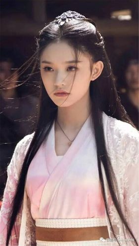 《斗破苍穹》原来的女主角是她,档期冲突才换的林允