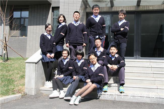 穿出青春的美丽,留下时光的经典 ——"寻找nyo校服明星"