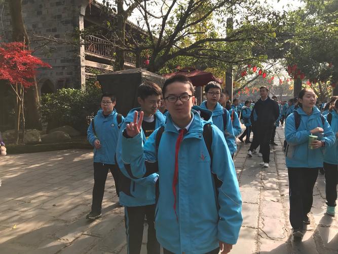 人文的体验,行走的课堂——成都玉林中学肖家河校区七