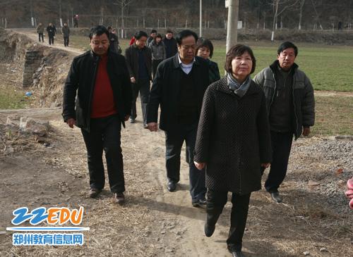 菏泽市教育局的领导信息