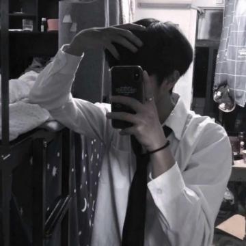 手机控头像男生霸气冷酷2019 生活有点丧尤其在夜晚