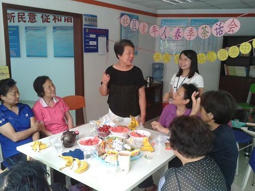 海滨社区老年人春季茶话会
