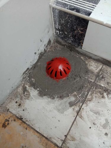 天台地漏初步处理