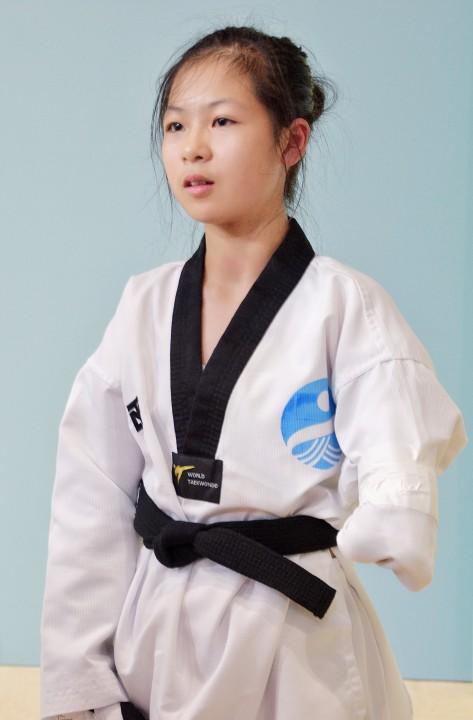 了不起,12岁就拿了全国季军,杭州跆拳道女孩刷屏了