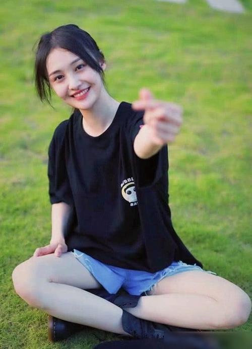 郑爽近日状态上热搜,分手5个月后,她活出了自己最美的样子