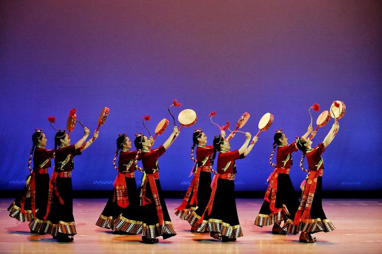 (2020)上海浦东新区金融城梦蝶舞蹈队《金鼓礼赞》(藏族热巴舞)wd2020