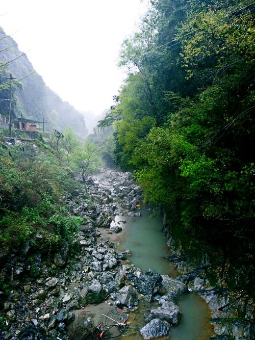 汉中南郑牟家坝小南海