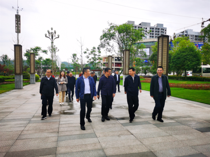 尹才宏广安区自然资源规划局长张小鹏广安官盛新区管委会主任张红帅