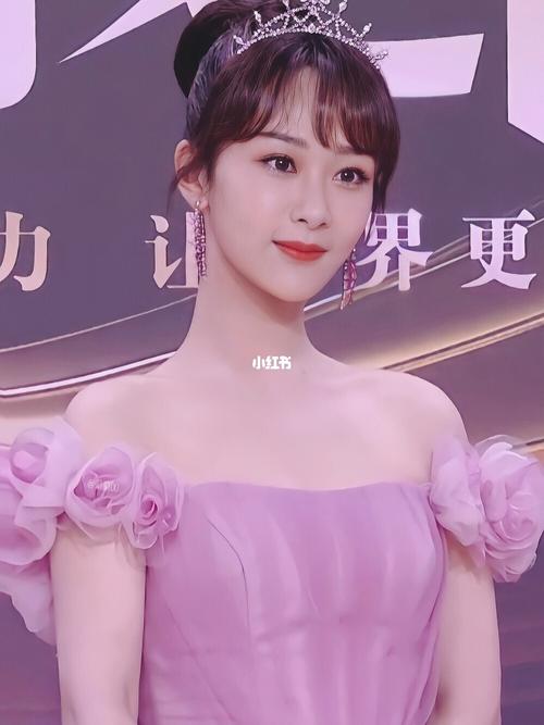 2021微博之夜恭喜杨紫蝉联微博queen_杨紫_娱乐_明星