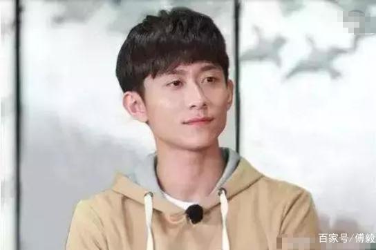 张一山曾病倒站不起来,打破圈中潜规则变的有人情味