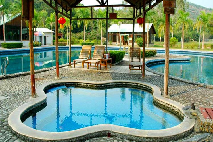 【韶关新丰赏花之旅】住韶关市云髻山温泉度假山庄1晚 无限次温泉