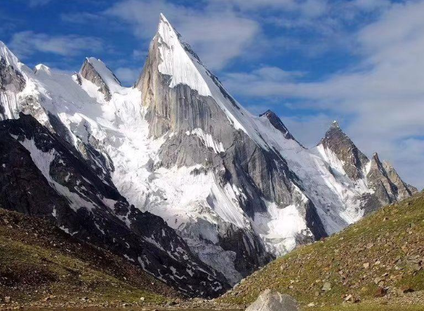 为什么昆仑被称为万山之祖昆仑山在哪个省哪个市