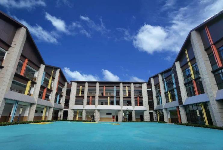 17平方米该园是一所新建公办幼儿园(中海云麓世家旁)怡心街道和顺