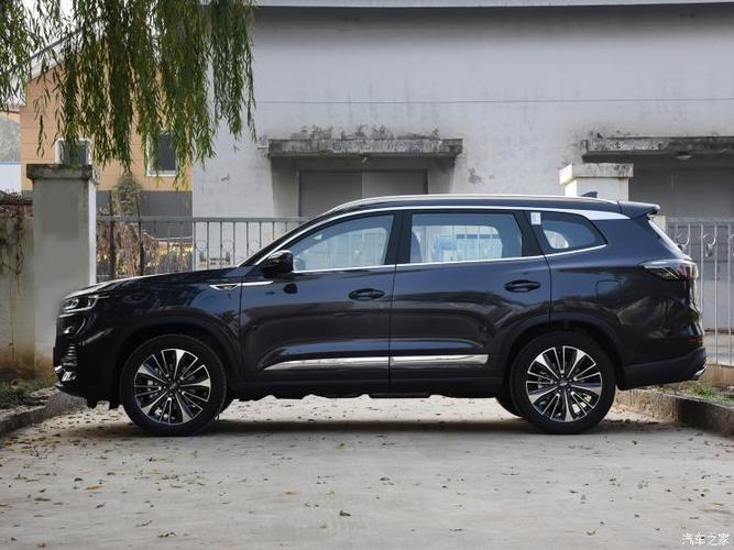 奇瑞汽车 瑞虎8 plus 2022款 鲲鹏版 390tgdi dct豪享版