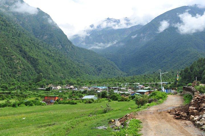 2021吉隆游玩攻略,吉隆交通/住宿/行程/美食/购物攻略