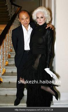 77岁的卡门·戴尔·奥利菲斯carmen dell" orefice-经历60多年模特