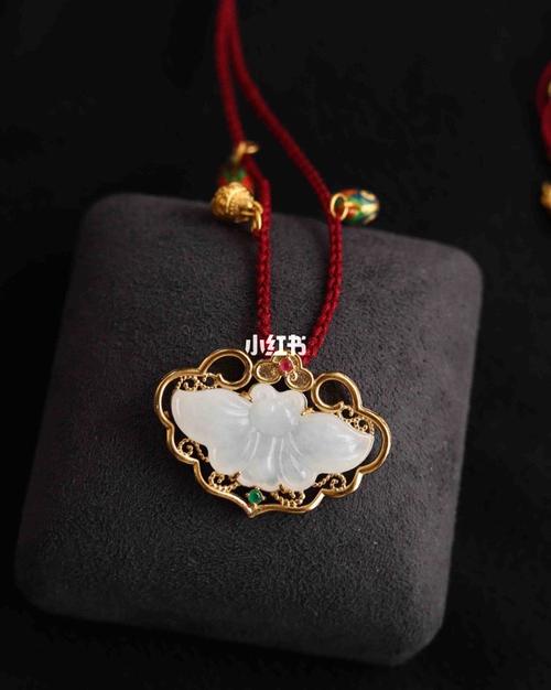 95这样一串项链 太好看了吧 天然和田玉蝴蝶吊坠