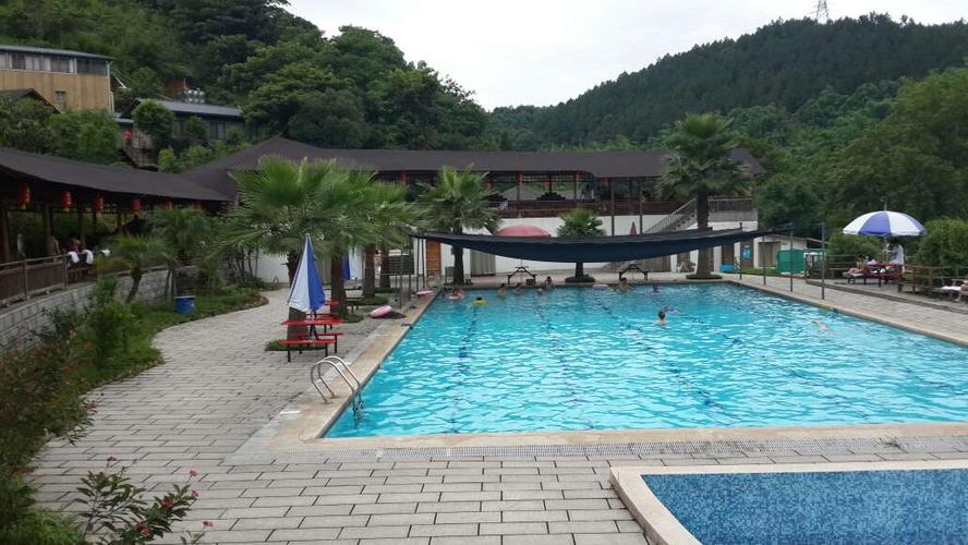 桂湖美人谷温泉休闲园