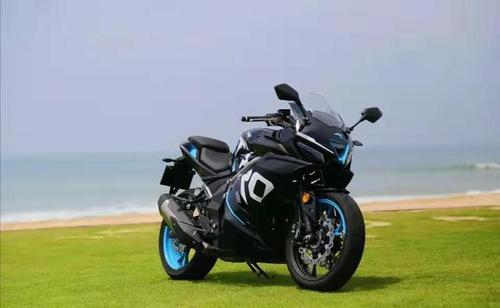 1.598万起,配置滑动离合和快排的台荣gp1 250r双缸小跑车发布