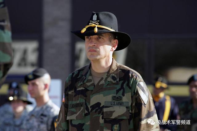 狂野不羁的西部牛仔-美军骑兵帽简史丨装备