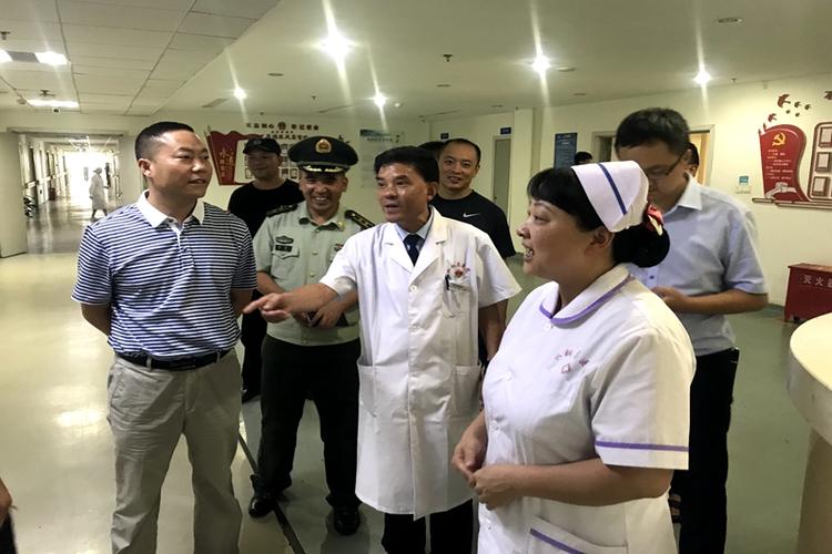 贵州钟山区副区长付迁率队开展人员密集场所消防安全专项检查