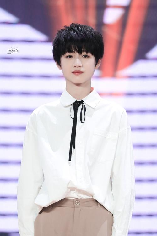 这是一个朱志鑫幼崽楼
