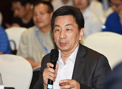 倪晋仁教授作为专家进行点评