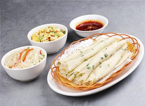 多少人知道正宗的农家煎饼卷菜呢?